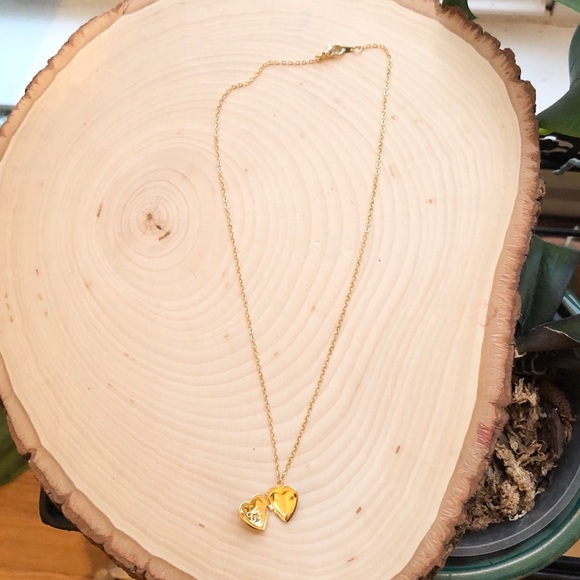 NEW Free People Vintage Heart Locket Necklace Gold - Picture 5 of 8